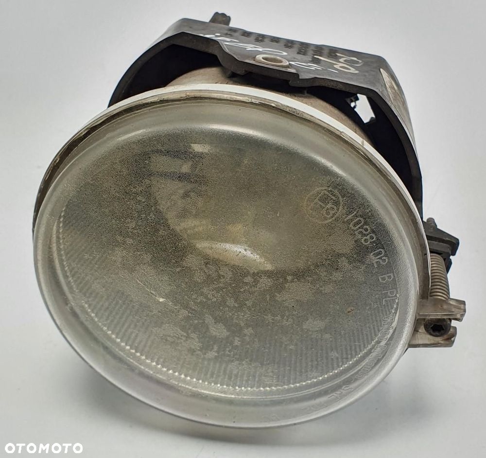 HALOGEN PRAWY PRZÓD JEEP GRAND CHEROKEE III WH - 1
