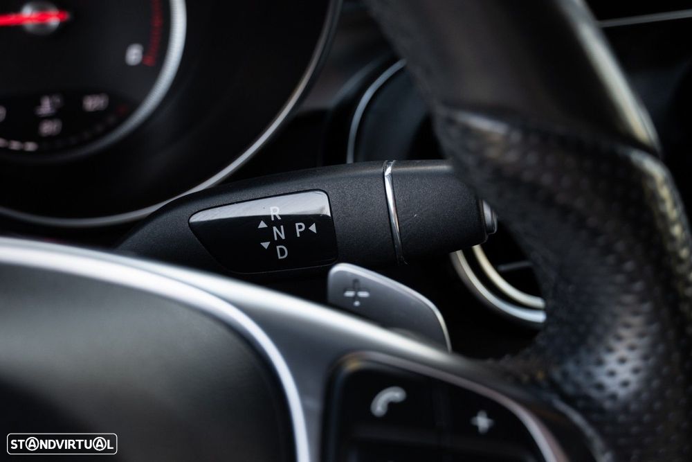 Mercedes-Benz GLC 220 d 4Matic 9G-TRONIC AMG Line - 35