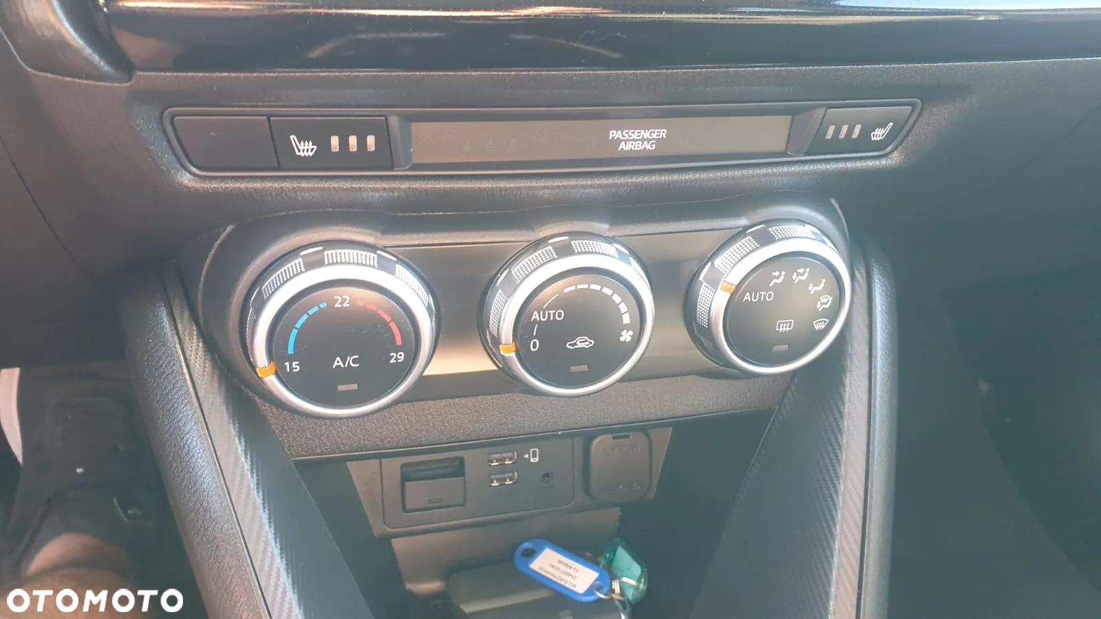 Mazda 2 e-SKYACTIV G 90 M HYBRID Center-Line - 12