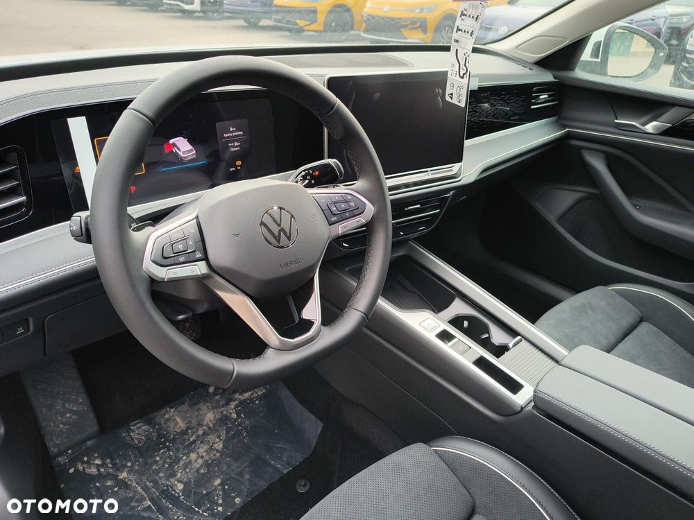 Volkswagen Passat Variant 2.0 TSI Business Plus DSG - 9