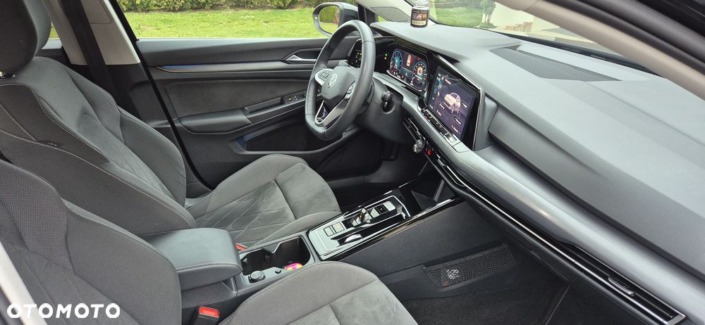 Volkswagen Golf 1.5 eTSI OPF DSG Style - 7