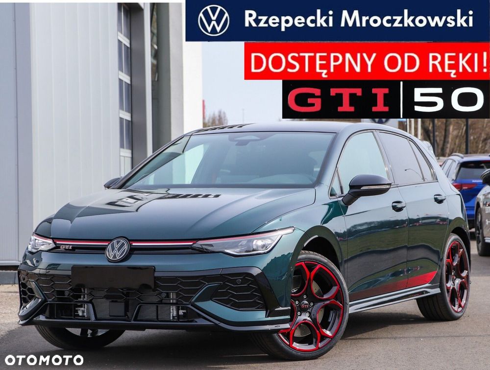 Volkswagen Golf - 1