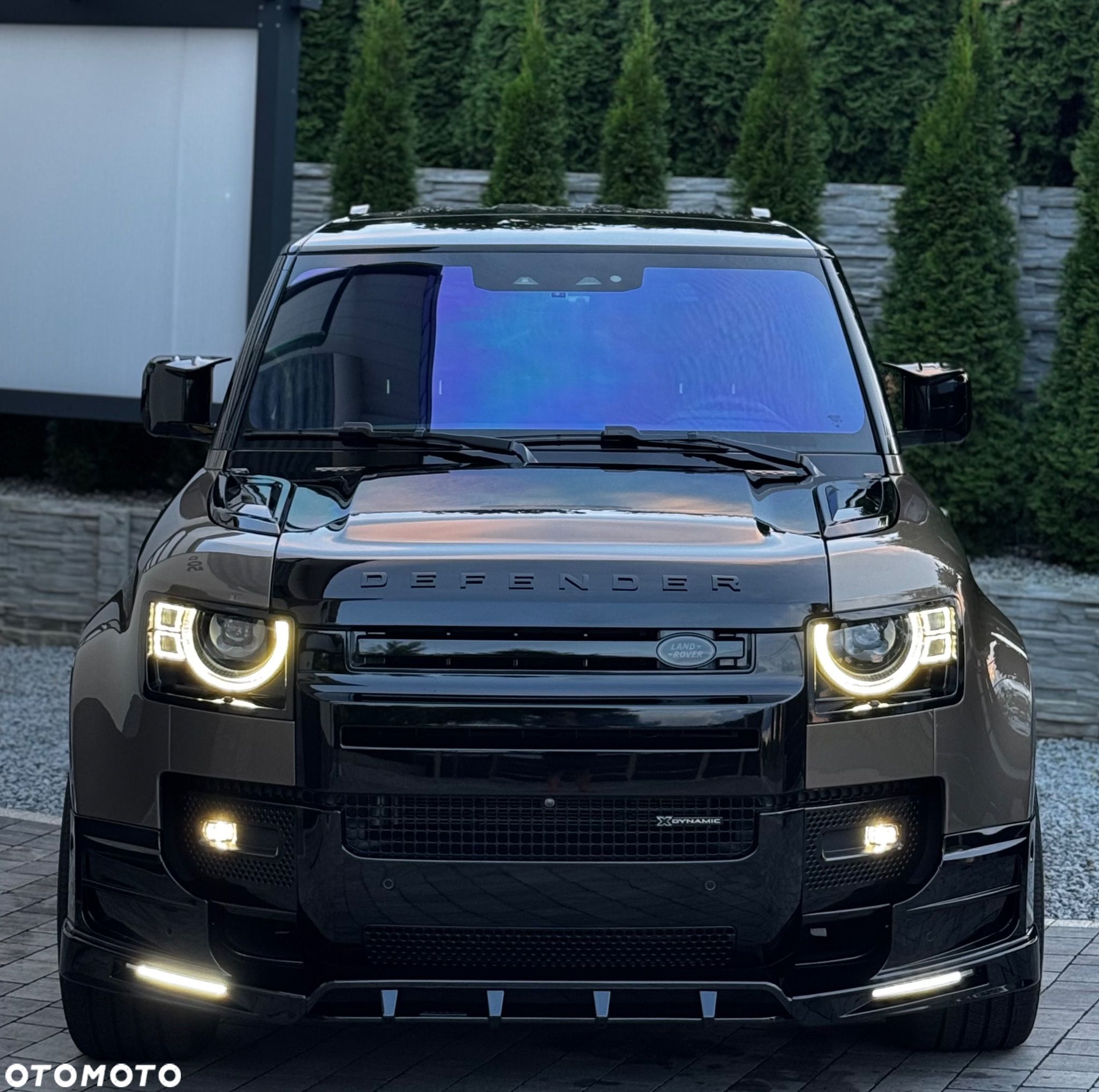 Land Rover Defender 110 3.0 D200 mHEV - 1