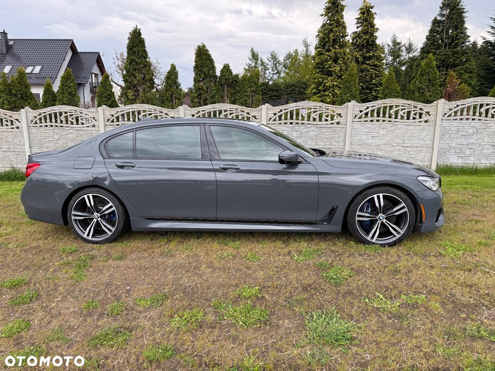 BMW Seria 7 750Li - 18