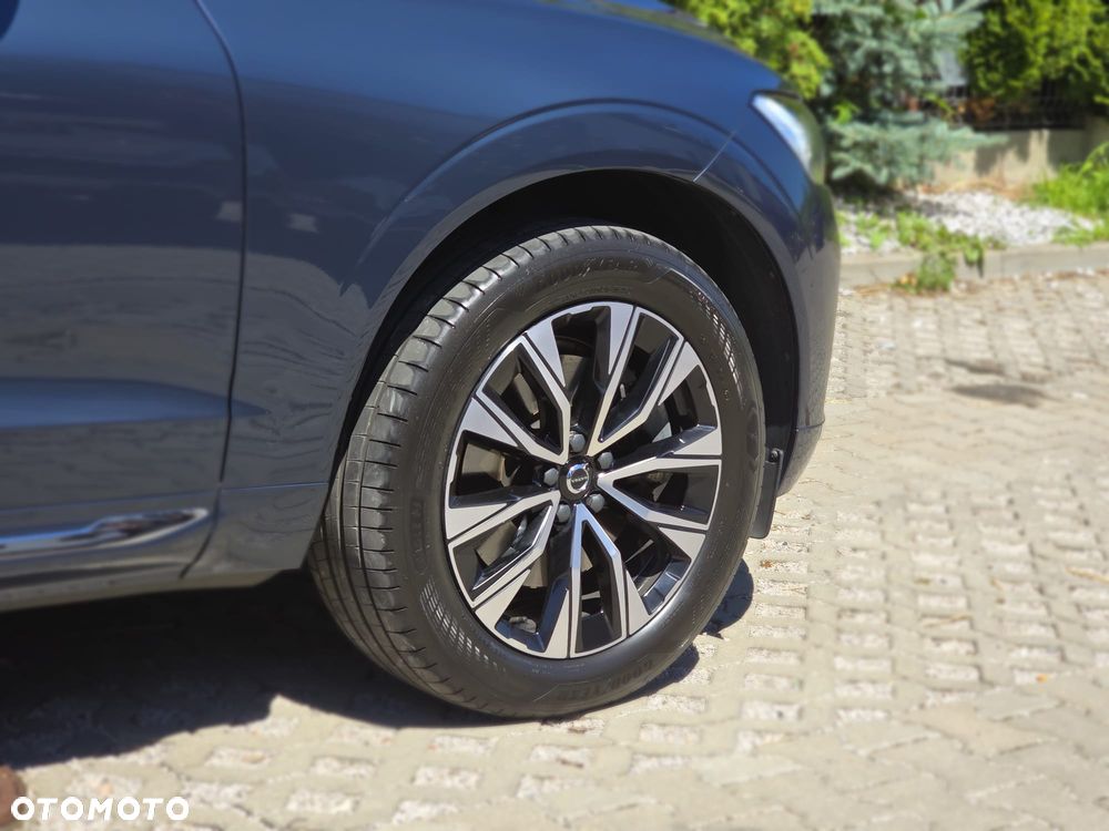 Volvo XC 60 B4 D AWD Plus Bright - 26