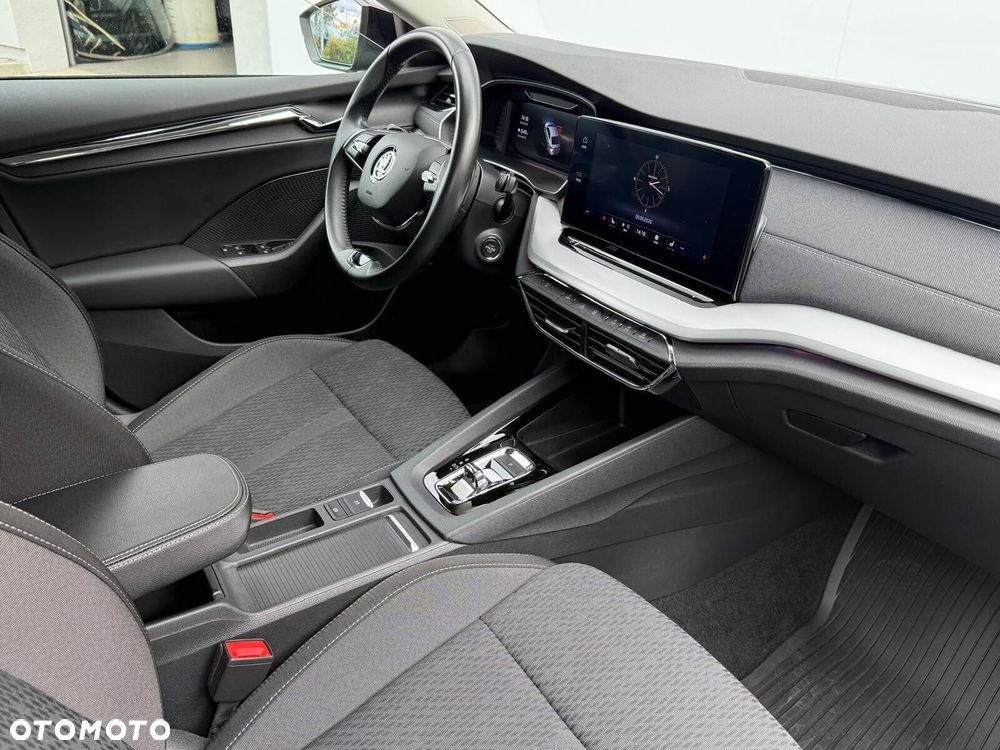 Skoda Octavia 2.0 TDI Style DSG - 8