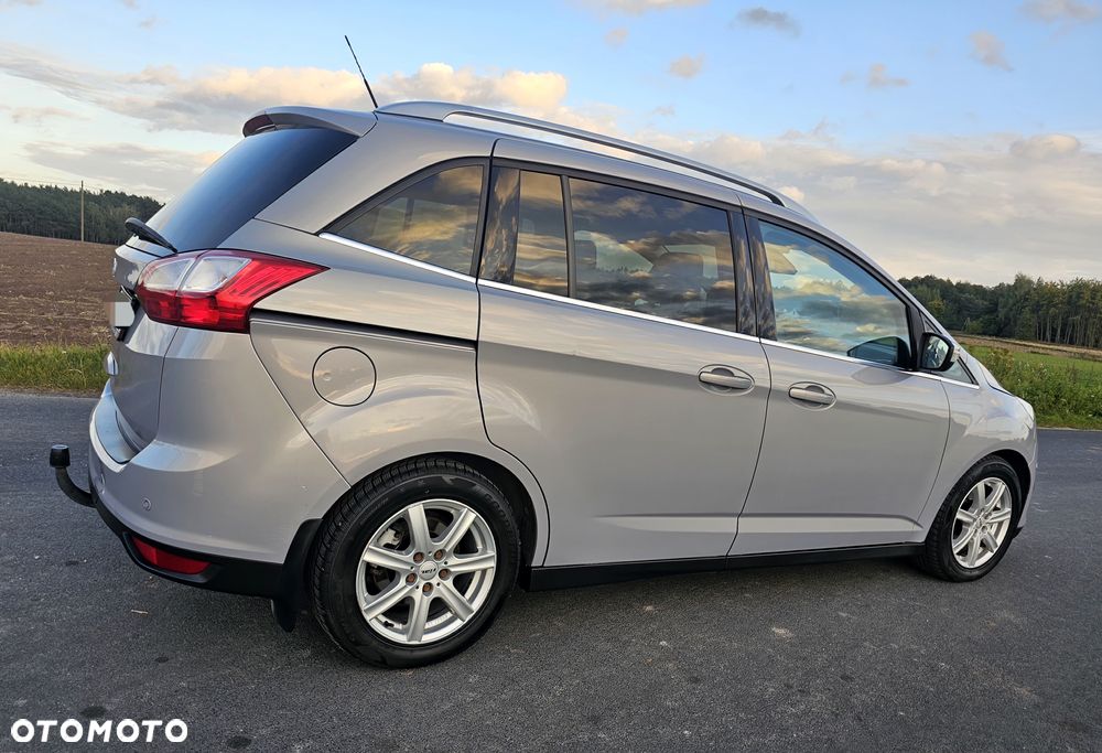 Ford Grand C-MAX 2.0 TDCi Titanium - 11