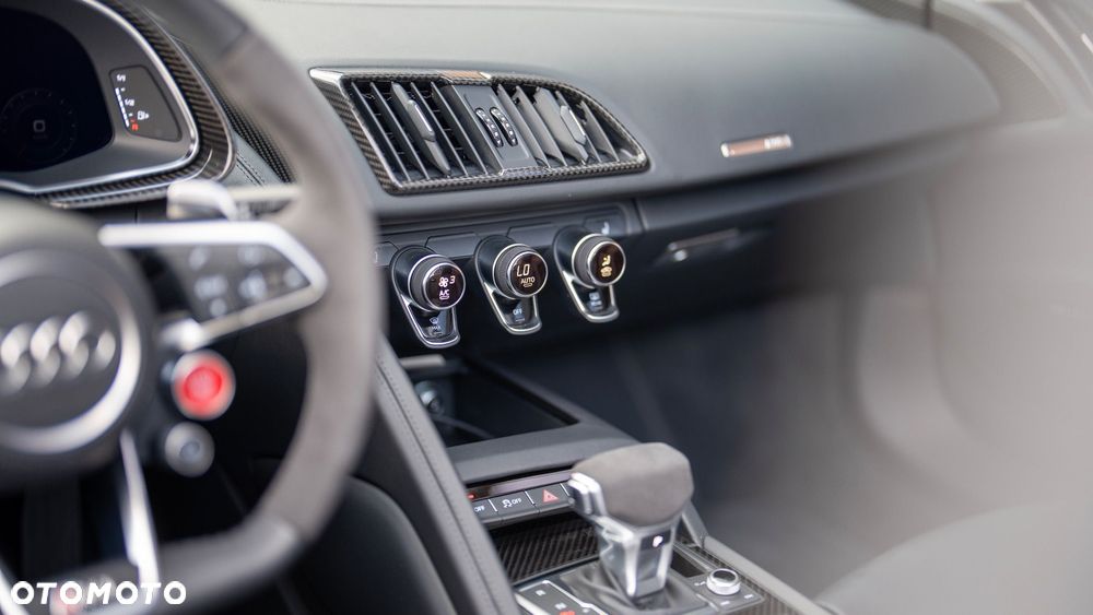 Audi R8 Spyder V10 RWD Performance - 10