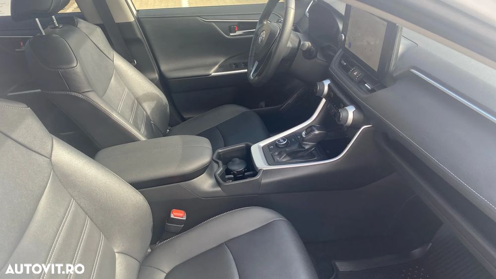 Toyota RAV4 2.5 VVT-iE 4x4 Luxury - 6