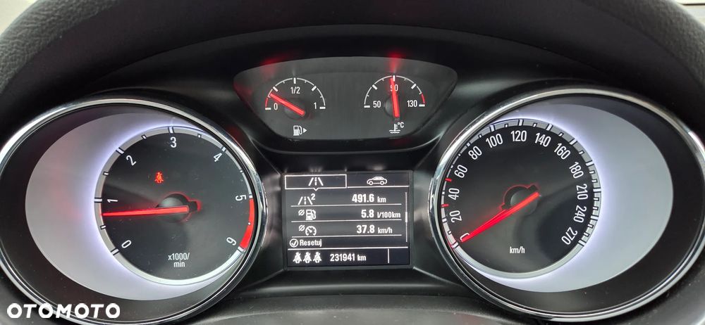 Opel Astra 1.6 CDTI Essentia - 16