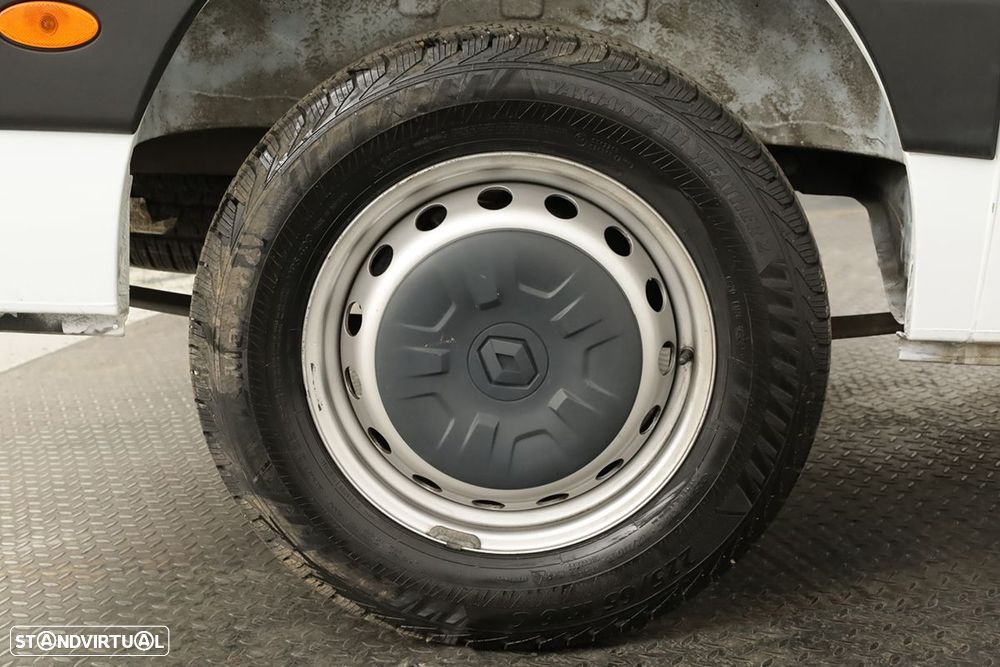 Renault master ver-2-3-dci-l2h2-3-5t - 5