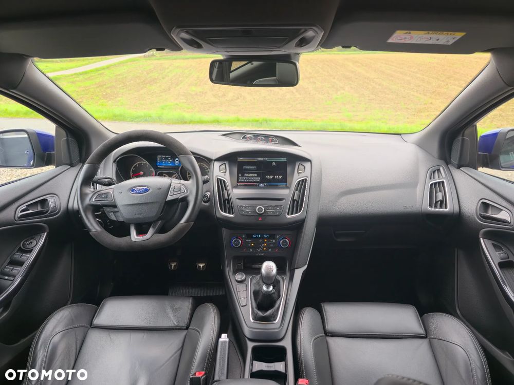 Ford Focus 2.0 EcoBoost ST mit Leder-Exclusiv-Paket - 6