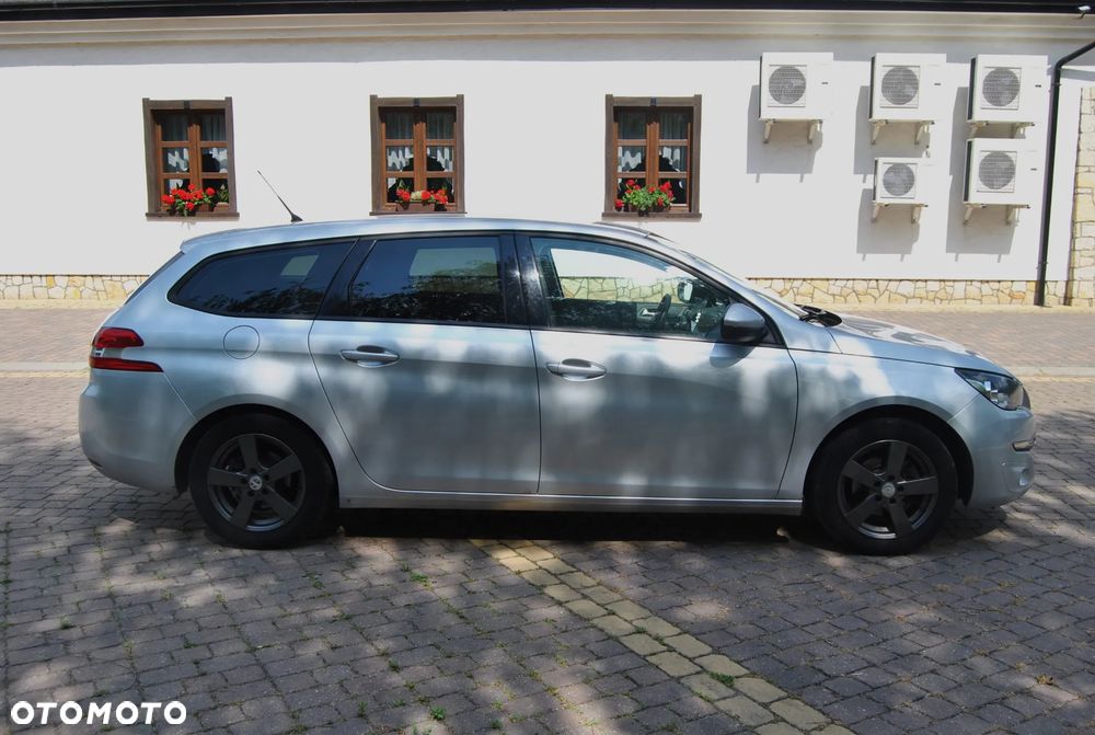 Peugeot 308 - 16