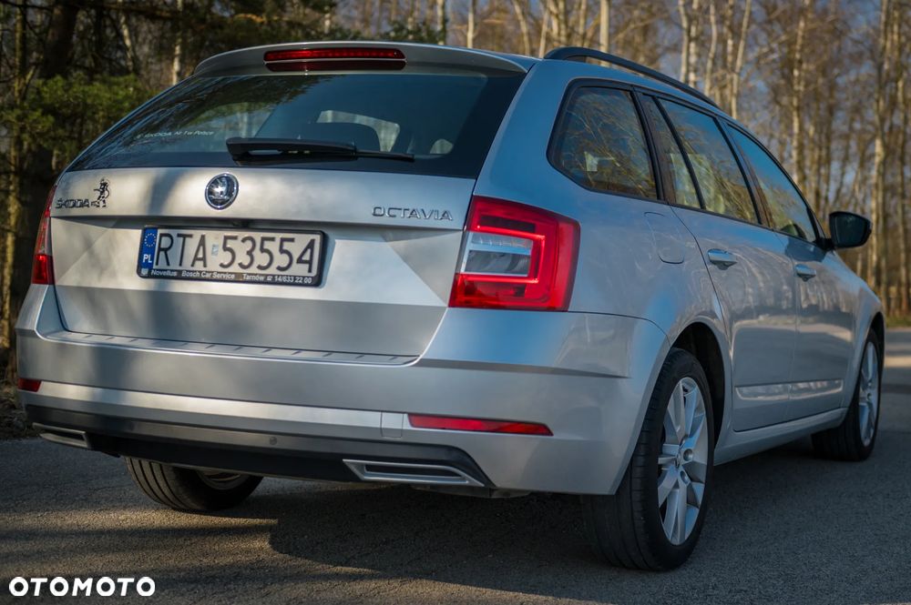 Skoda Octavia 1.6 TDI SCR Ambition - 3
