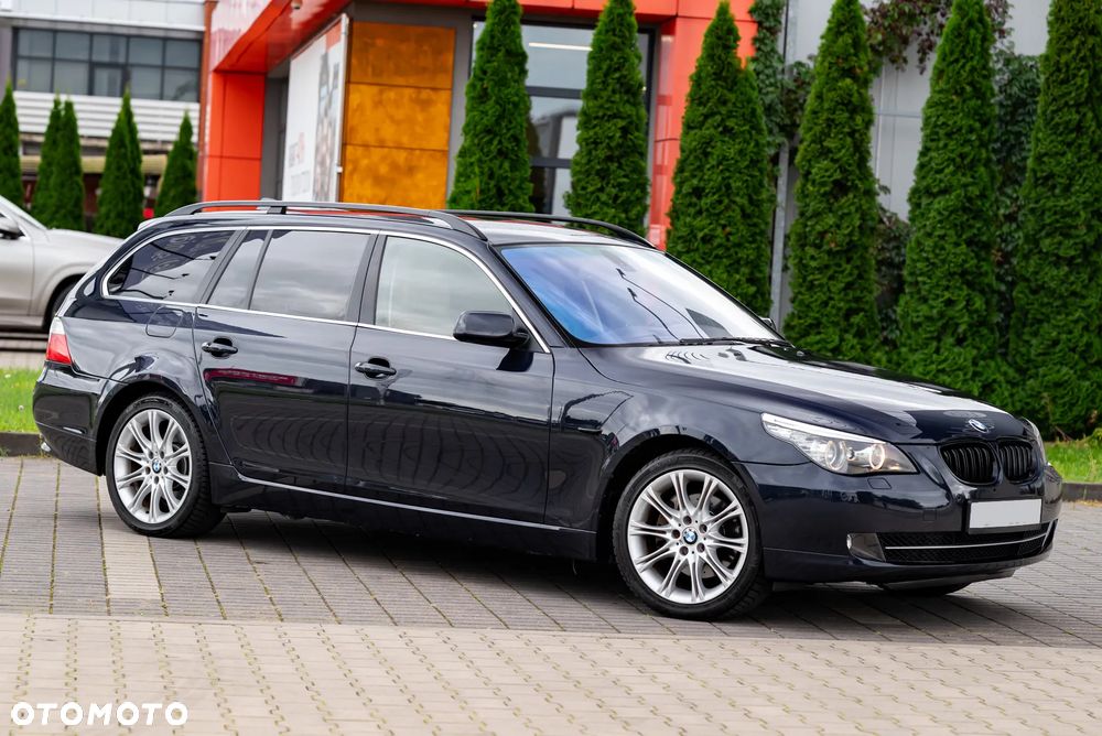 BMW Seria 5 525xi Edition Exclusive - 4