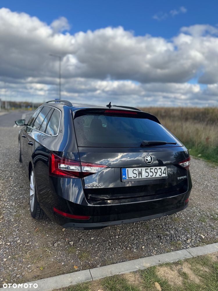 Skoda Superb 1.6 TDI GreenLine - 4