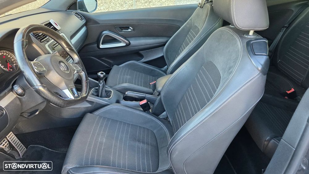 VW Scirocco 2.0 TDI - 11