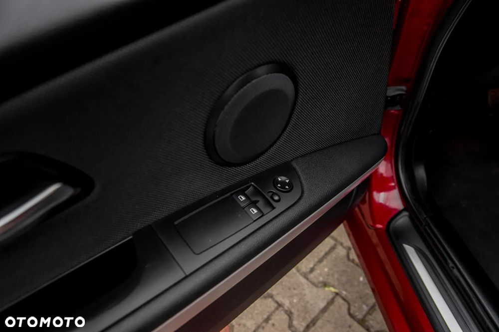 BMW Seria 3 335i xDrive Edition Exclusive - 22