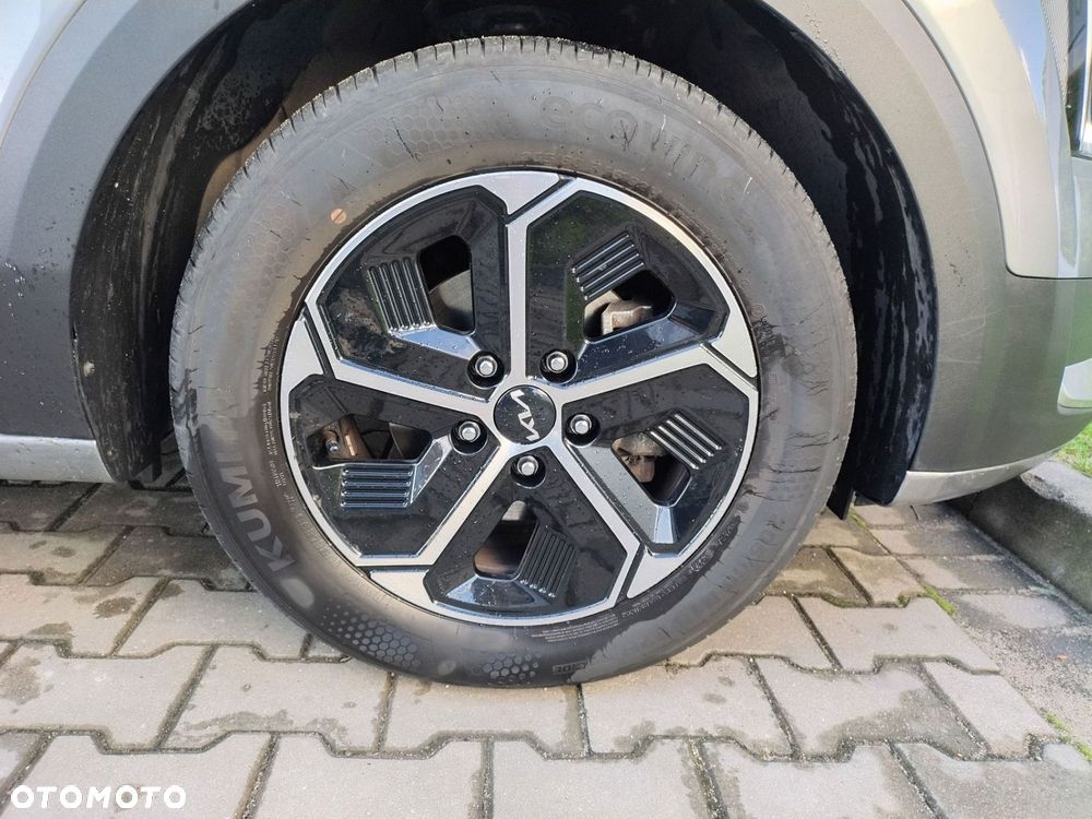 Kia Niro 1.6 GDI Hybrid M - 18