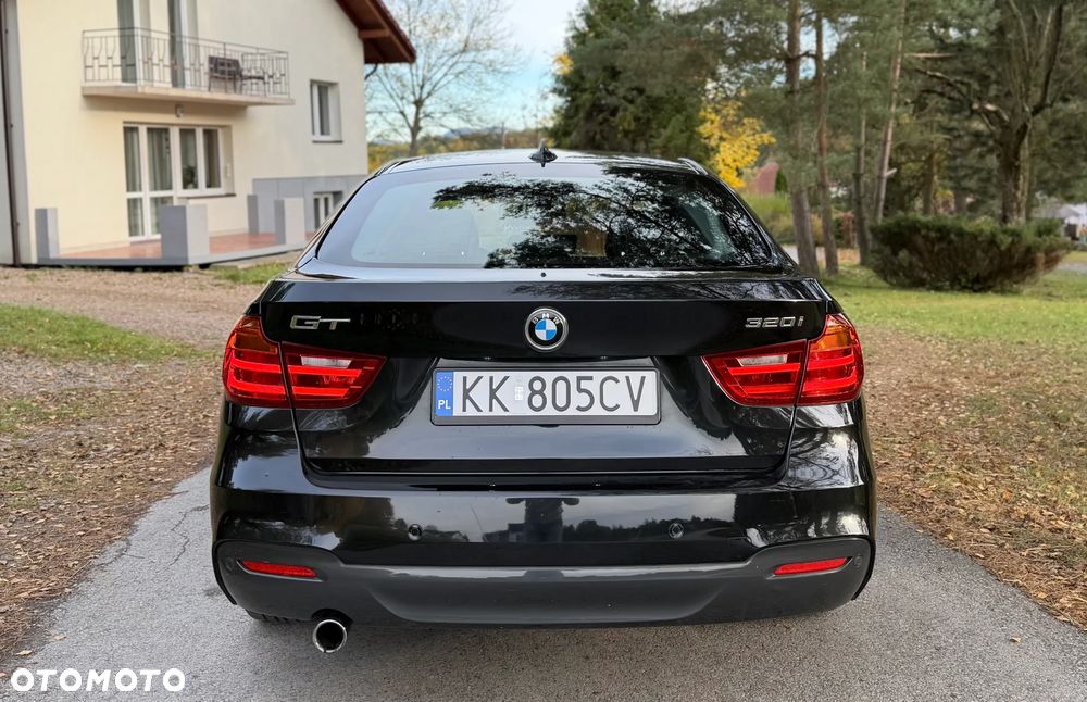 BMW 3GT 320i M Sport - 9
