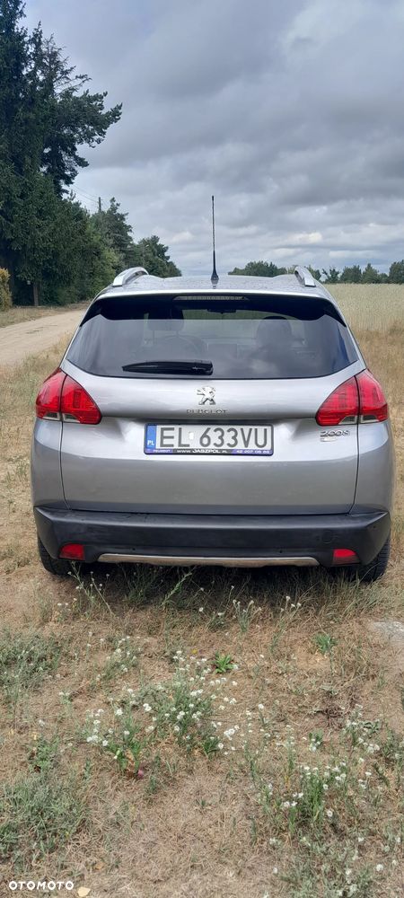 Peugeot 2008 1.2 Pure Tech GPF Allure S&S - 3