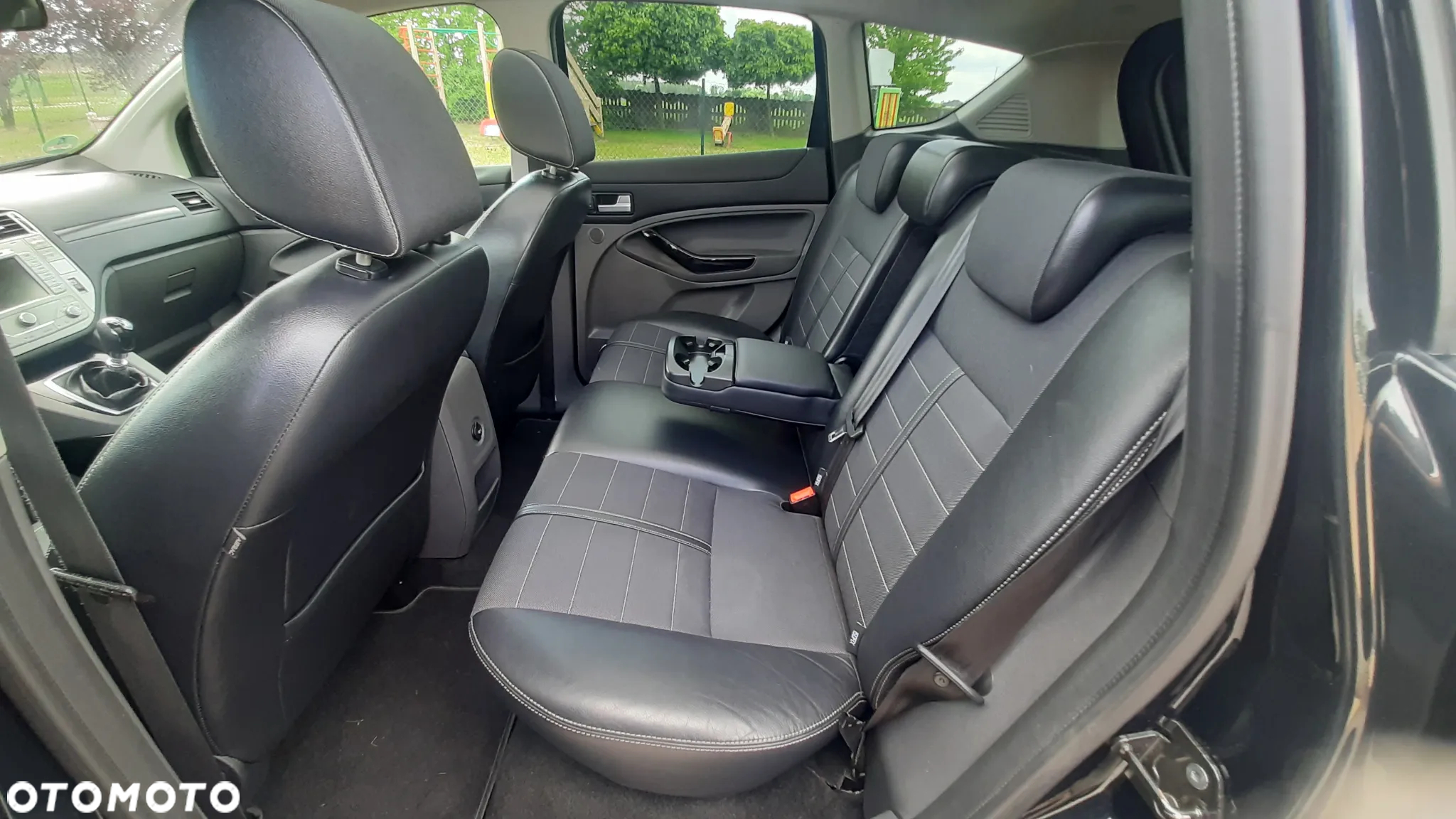 Ford Kuga 2.0 TDCi 4WD Titanium - 29