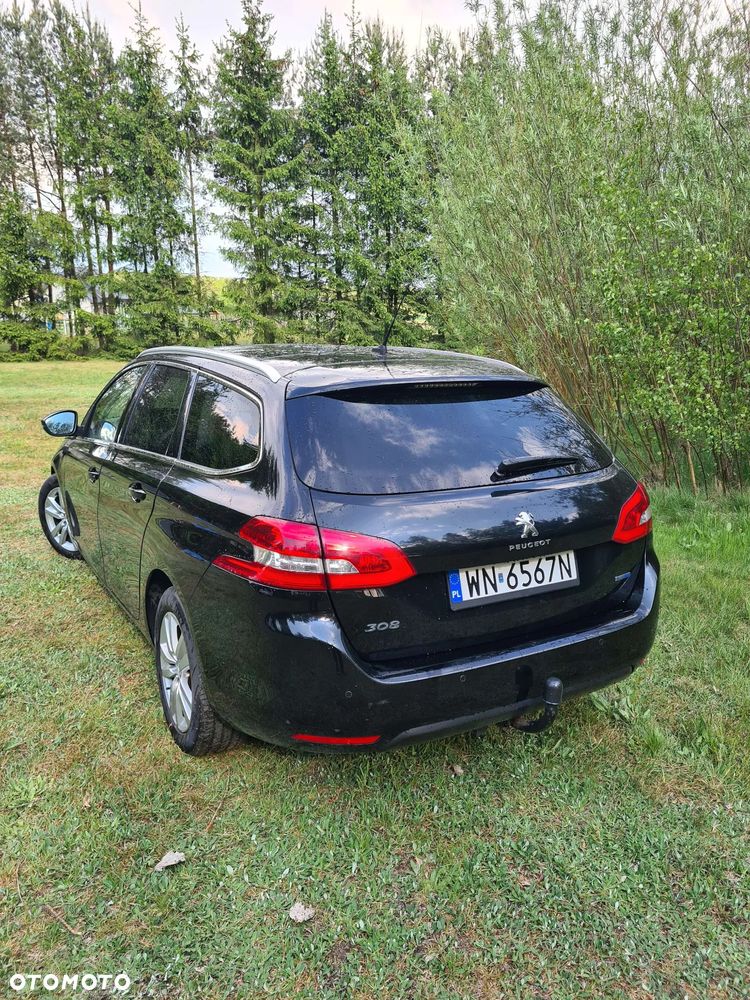 Peugeot 308 1.6 BlueHDi Allure S&S - 2