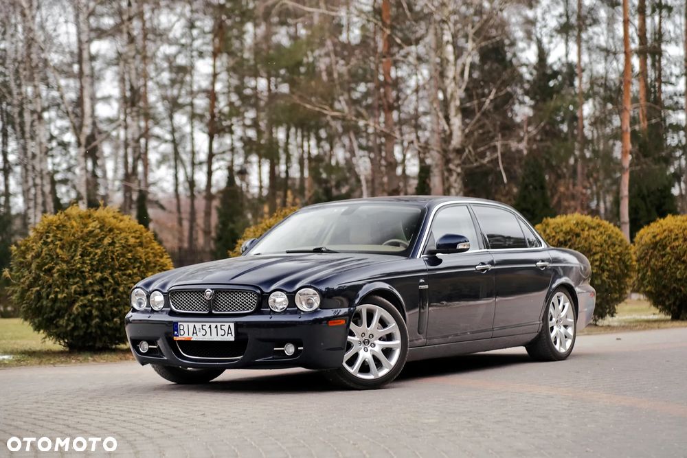 Jaguar XJ XJ8 4.2 LWB High - 1