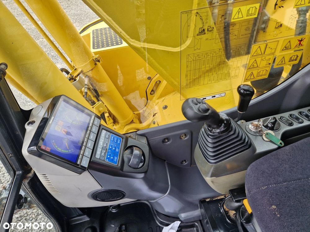 Komatsu PC138US - 28