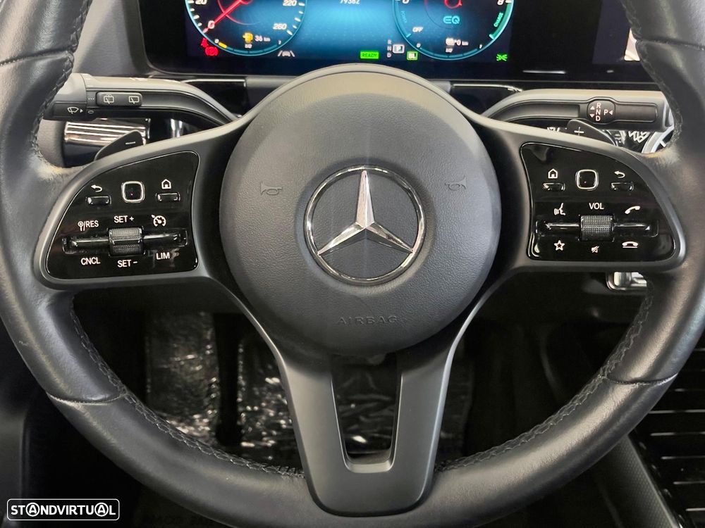 Mercedes-Benz GLA 250 e 8G-DCT - 13