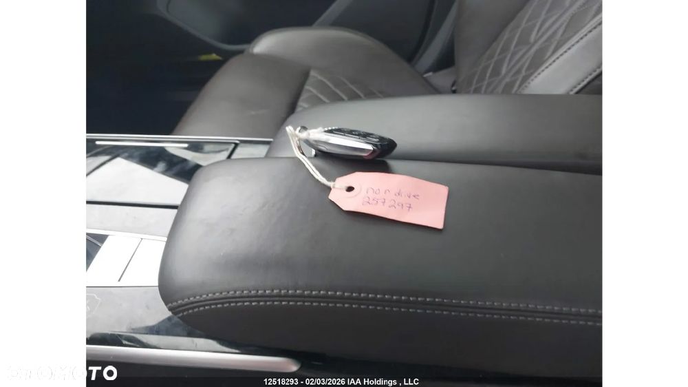 Audi A8 - 15