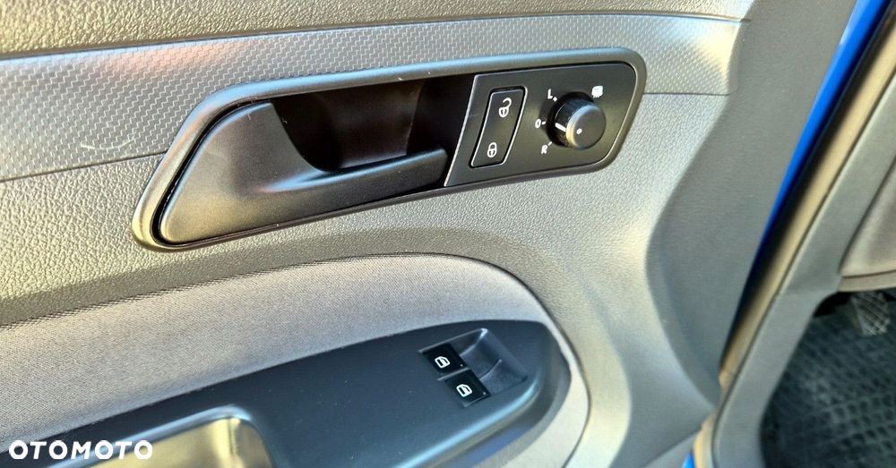 Volkswagen Caddy - 23