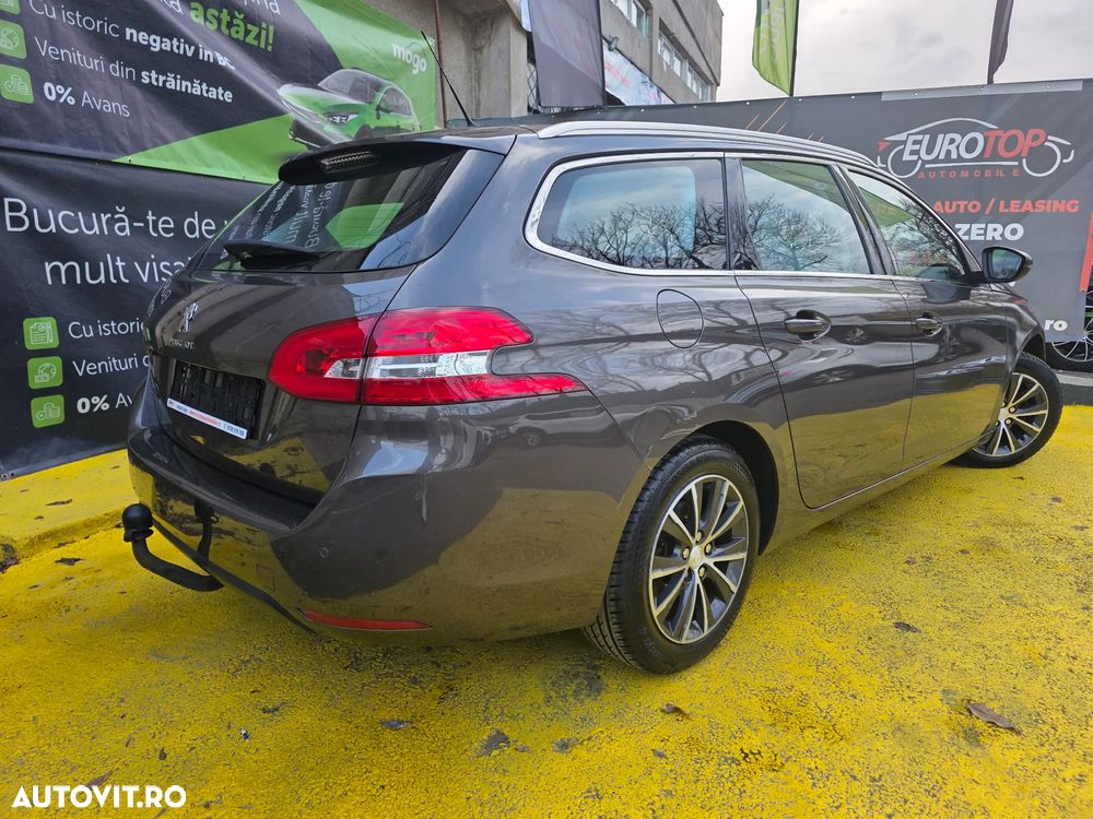 Peugeot 308 1.2 L PureTech Turbo S&S Allure Aut. - 7