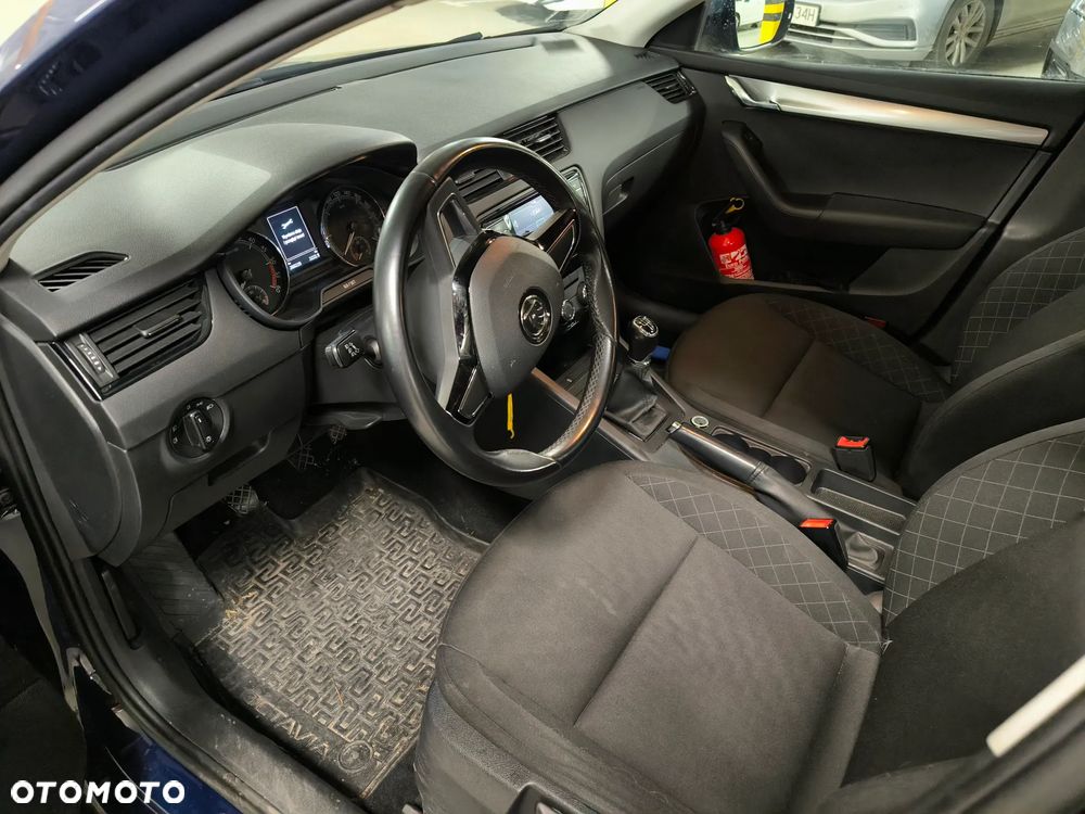 Skoda Octavia - 12