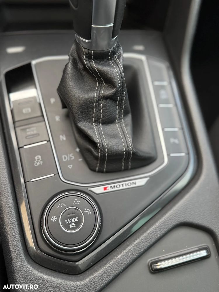 Volkswagen Tiguan 2.0 TDI SCR DSG 4Motion R-Line - 14