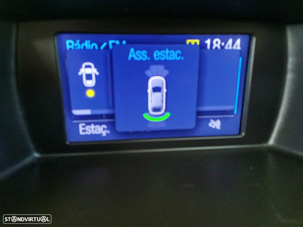 Ford Fiesta 1.0 EcoBoost Titanium - 14