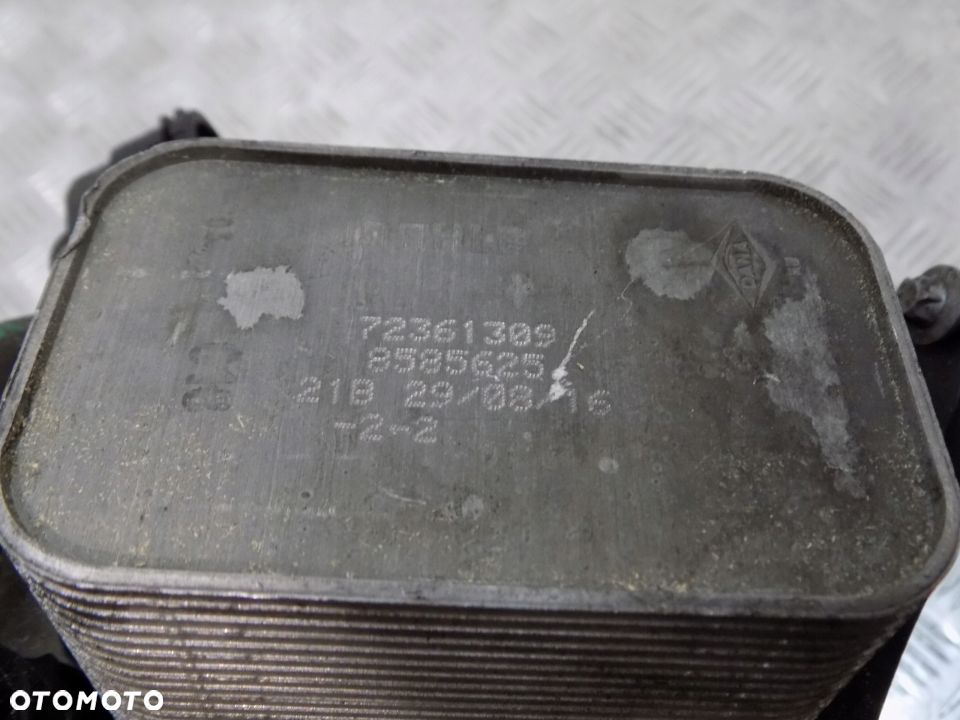 BMW F30 OBUDOWA PODSTAWA FITRA OLEJU 8585625 - 6