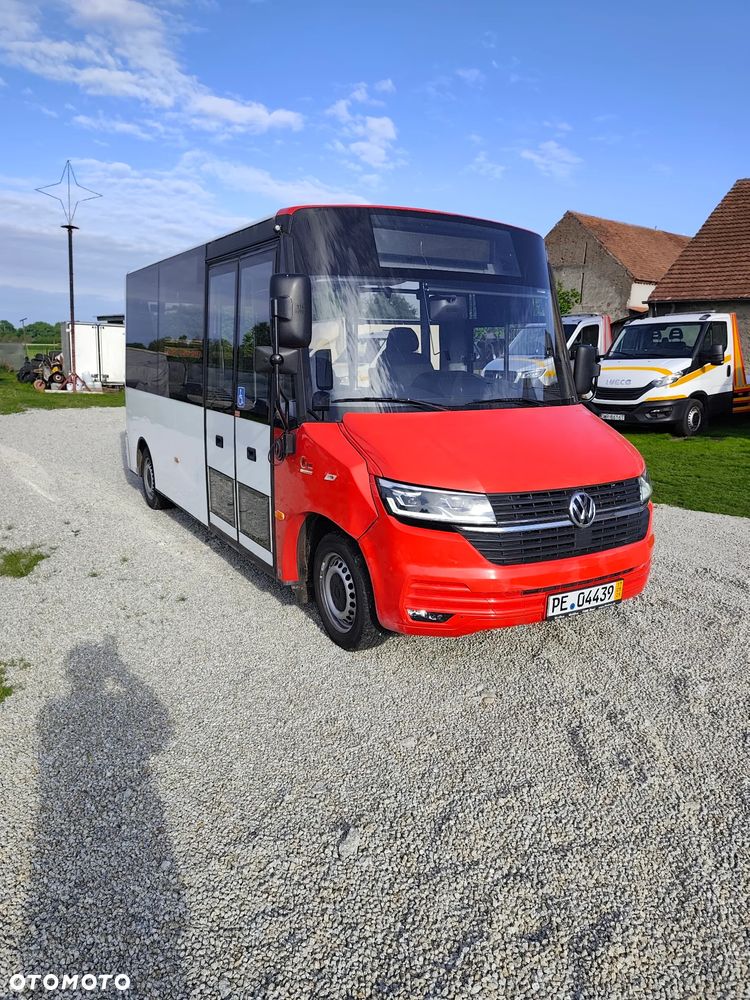 Volkswagen Transporter T6.1 DSG Lang - 2
