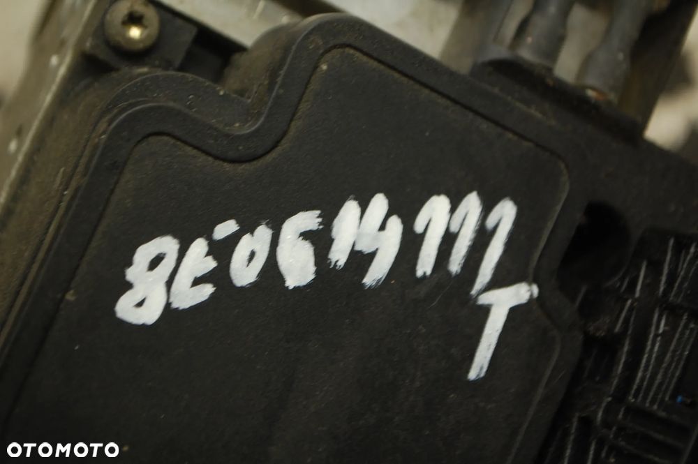 POMPA ABS + STEROWNIK 8E0614111T AUDI A4 B7 B6 2.0 TDI - 4