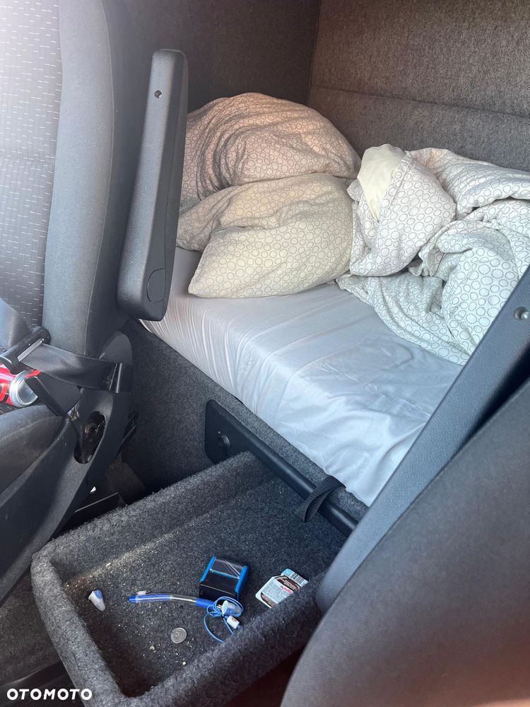 Mercedes-Benz SPRINTER - 20