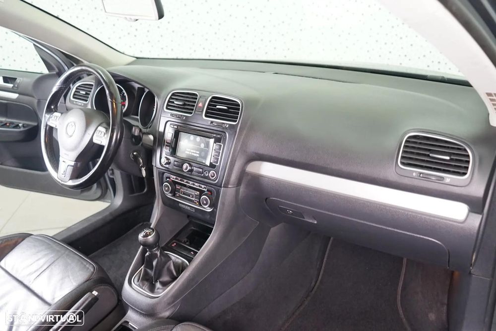 VW Golf Variant 1.6 TDi 4Motion BlueMotion Comfortline - 15