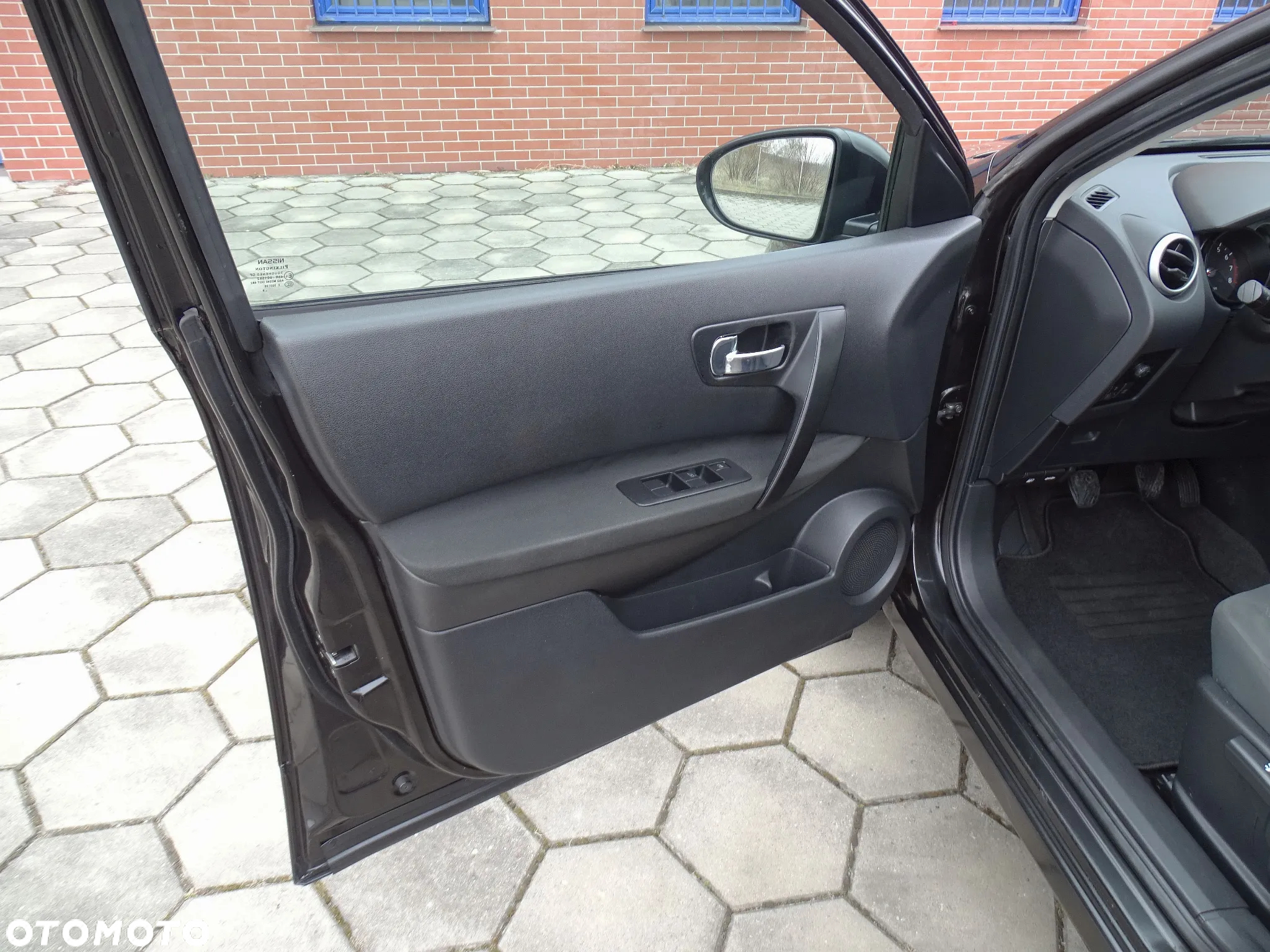 Nissan Qashqai 1.6 Visia - 16