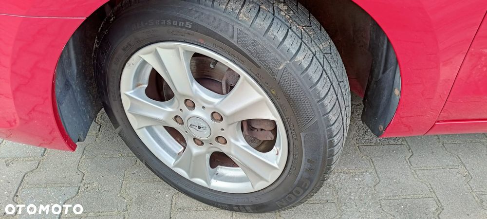 Hyundai i30 1.4 Comfort - 25