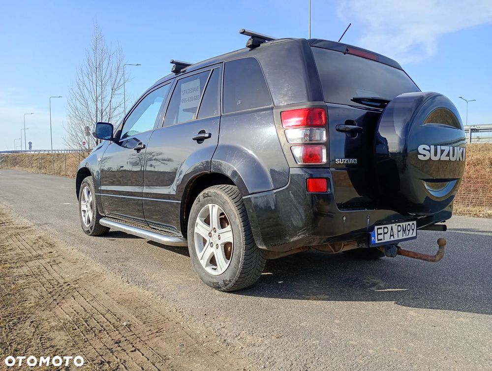 Suzuki Grand Vitara 2.0 De luxe - 3