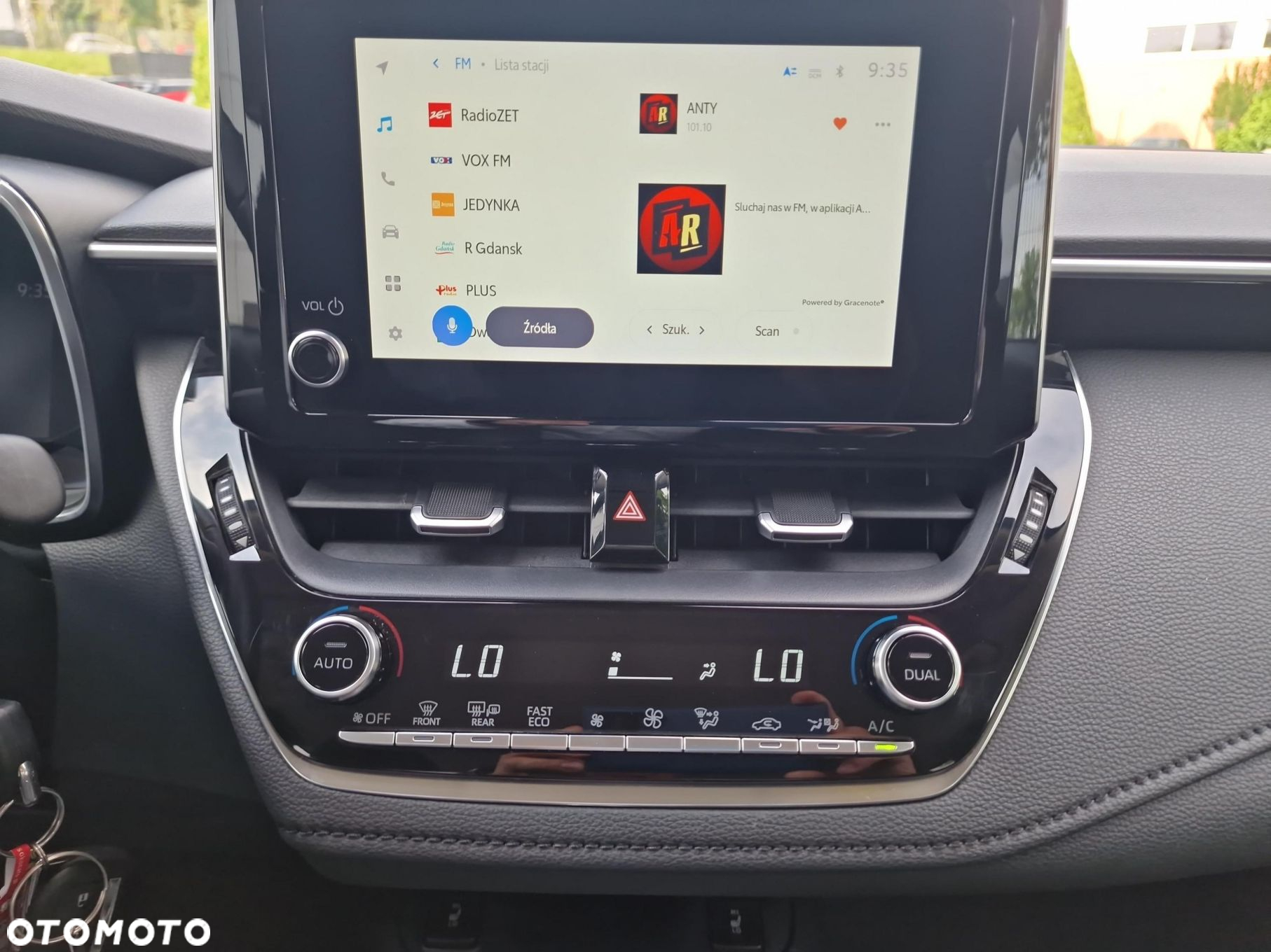 Toyota Corolla - 14