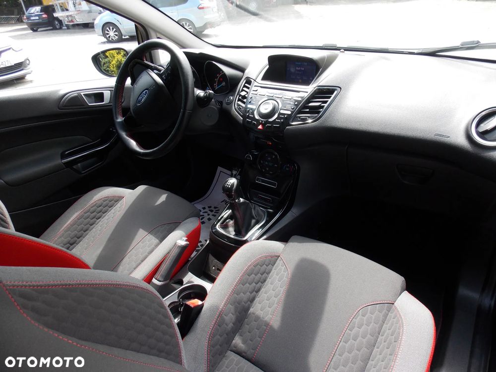 Ford Fiesta 1.0 EcoBoost STart-Stop ST-LINE - 15