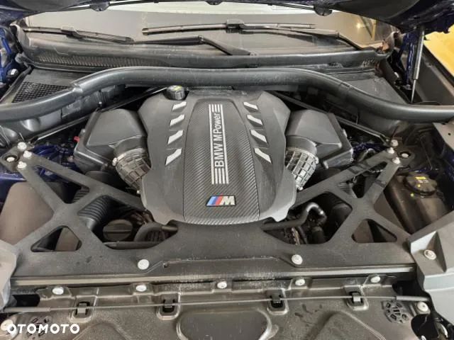 BMW X5 M Competition - 9