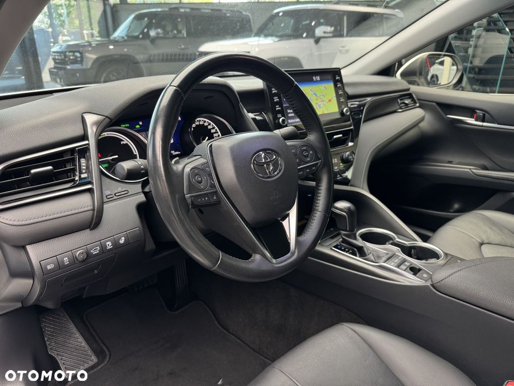 Toyota Camry 2.5 Hybrid Executive CVT - 10