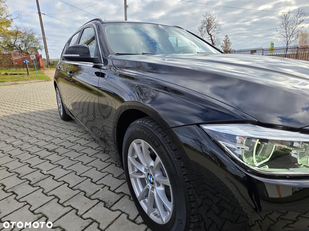 BMW Seria 3 318d Edition Luxury Line Purity - 13