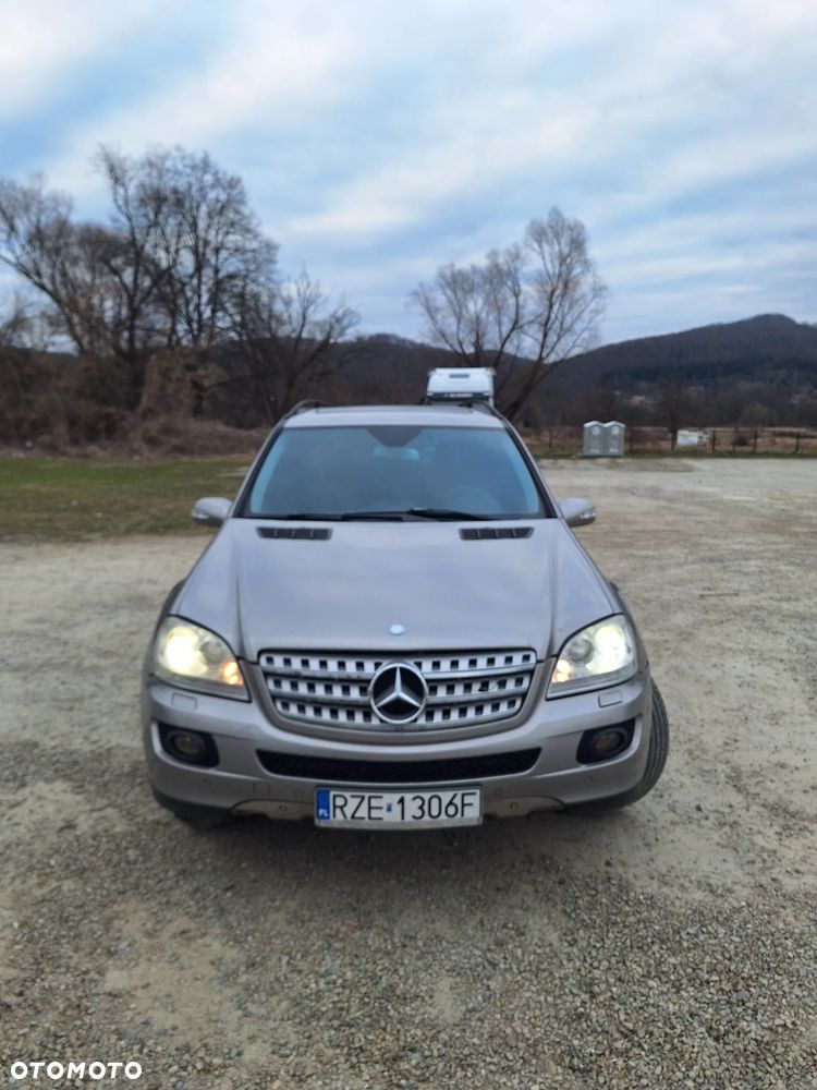 Mercedes-Benz ML 280 CDI 4Matic 7G-TRONIC - 2